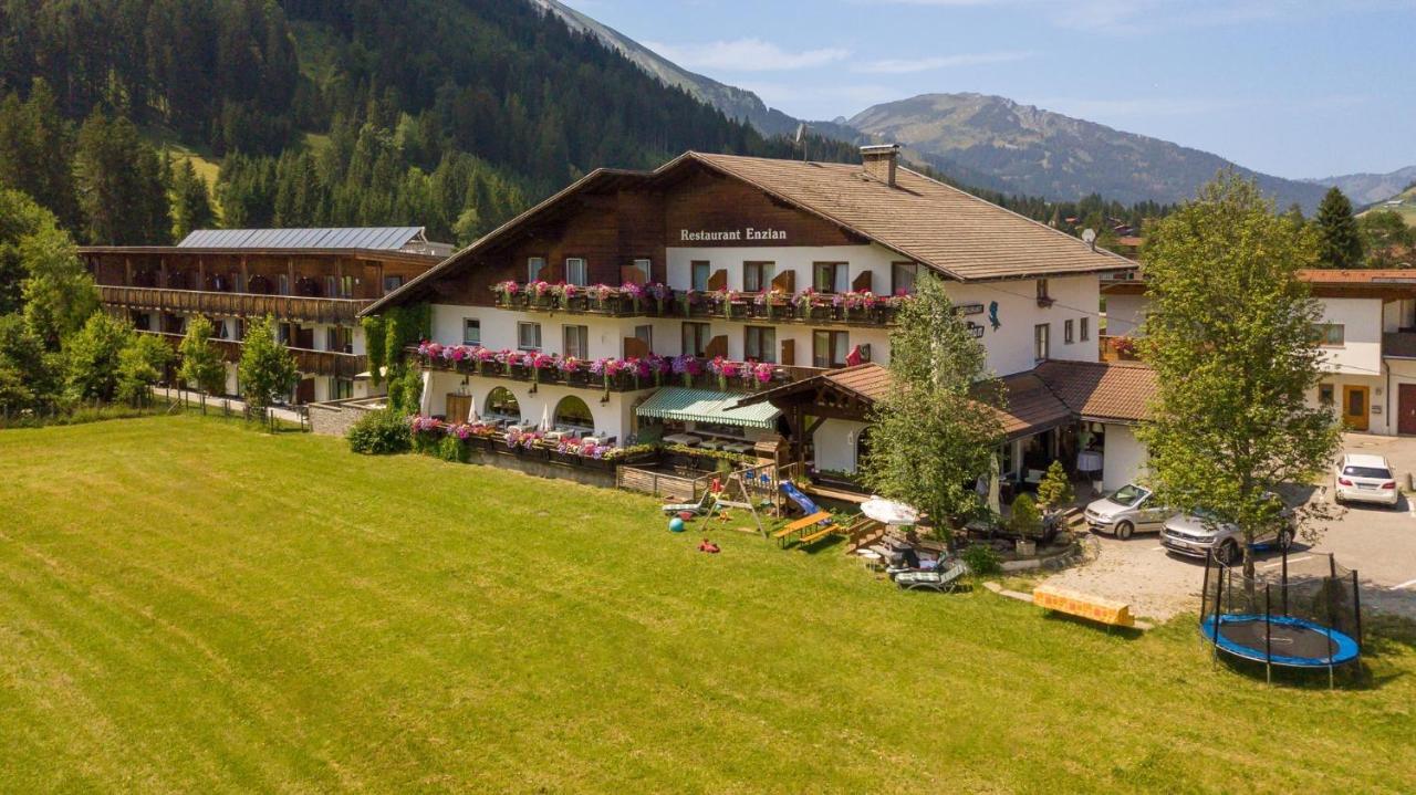 Gasthof Enzian Tannheim Exterior photo