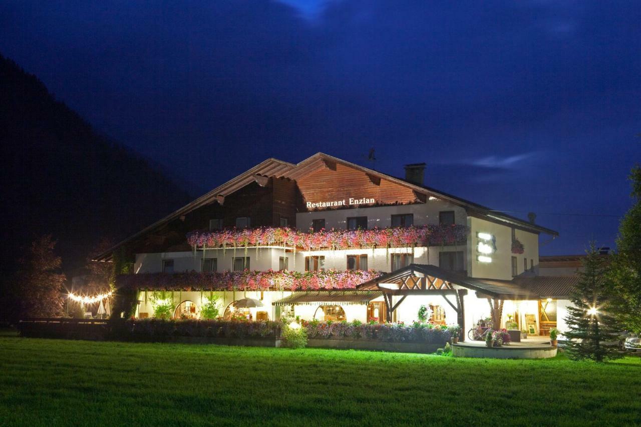 Gasthof Enzian Tannheim Exterior photo